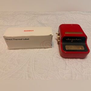 Retro Red NIIMBOT Portable Thermal Label Maker and 3 Rolls of Clear Labels-NEW